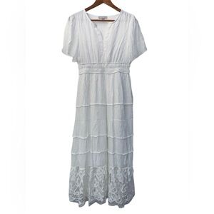 J Gee Petite Large Lace Hem White Maxi Dress